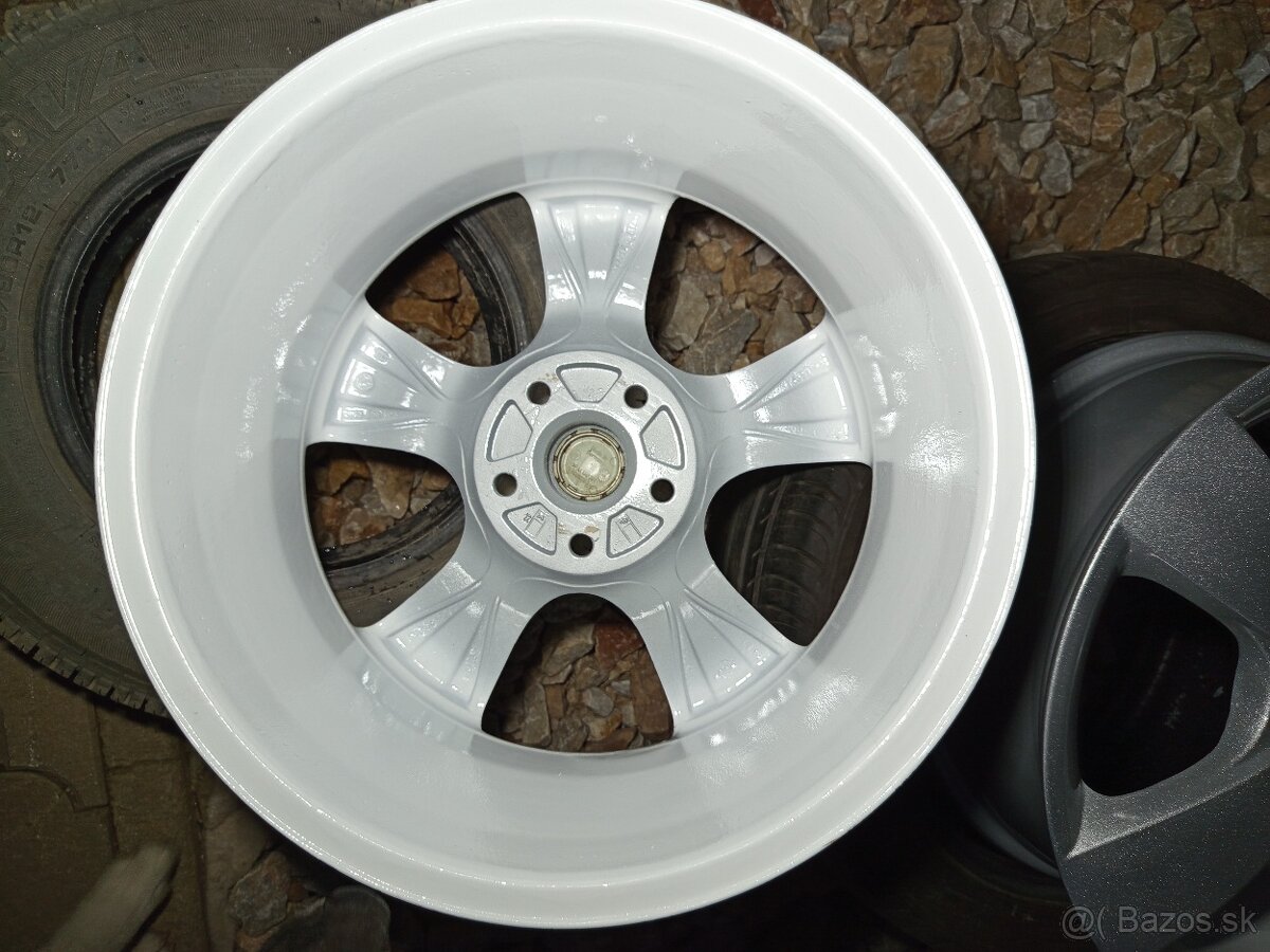 R17 5x112 Pegasus - 3