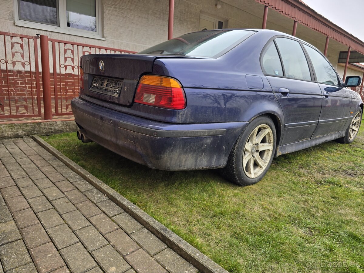 Bmw e39 zadne svetla - 3