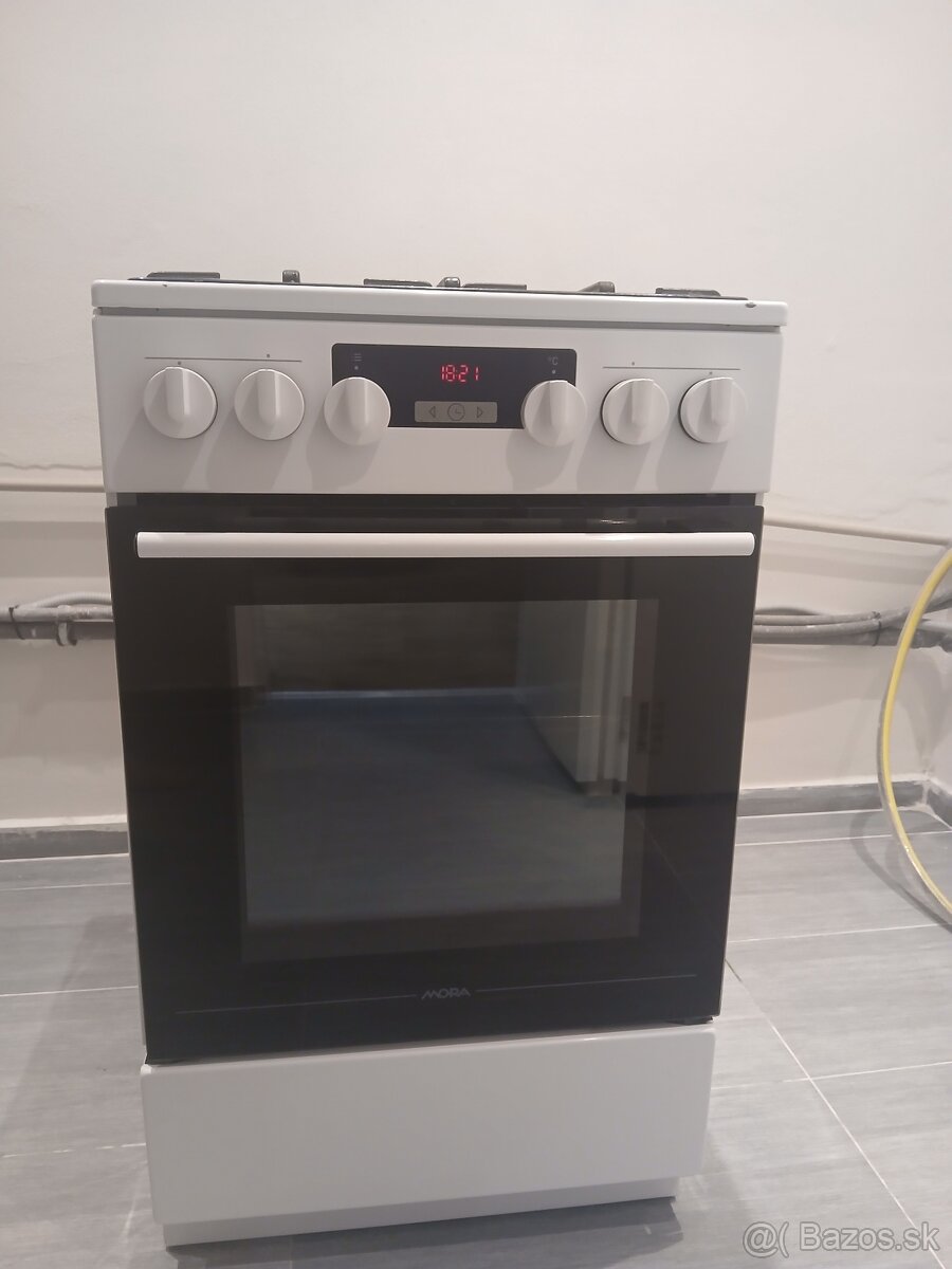 Kombinovaný sporák MORA K665AW - 3