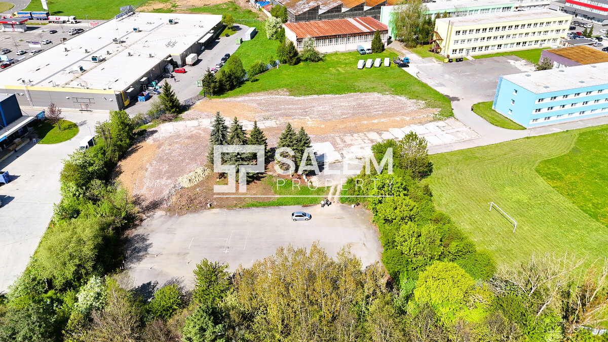 Pozemok pre občiansku vybavenosť v Radvaň Parku, Banská Byst - 3