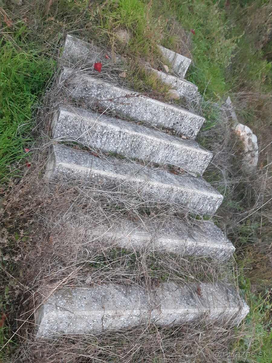 Schodisko - betonový prefabrikát - 3