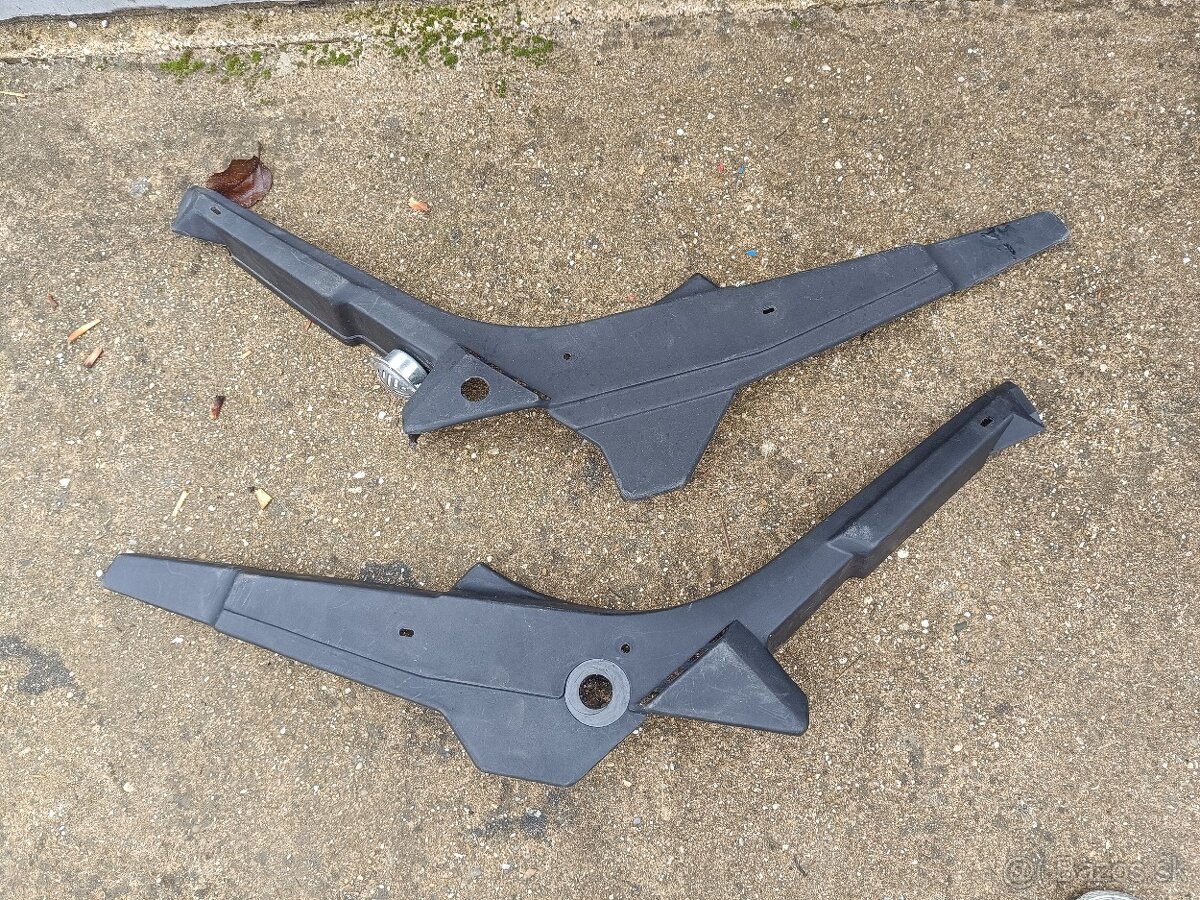 Bočné plasty manet Korado - 3