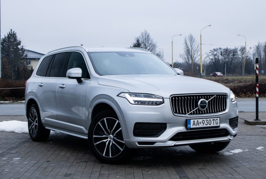 Volvo XC90 2.0 B5 Drive-E AWD A/T (2019) - 3