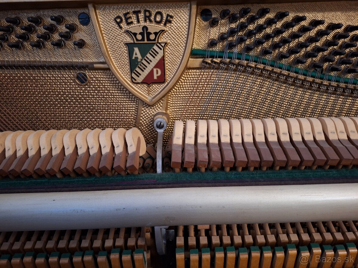 predám klavír Petrof - 3