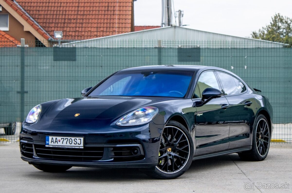 Porsche Panamera 4 E-Hybrid 4x4 A/T - 3