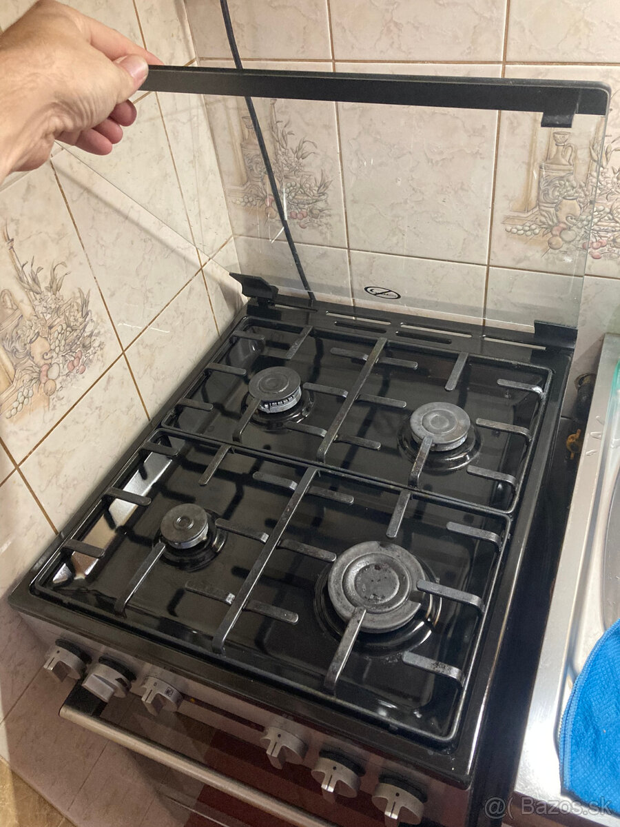 Plynový sporák s elektrickou rúrou - 3