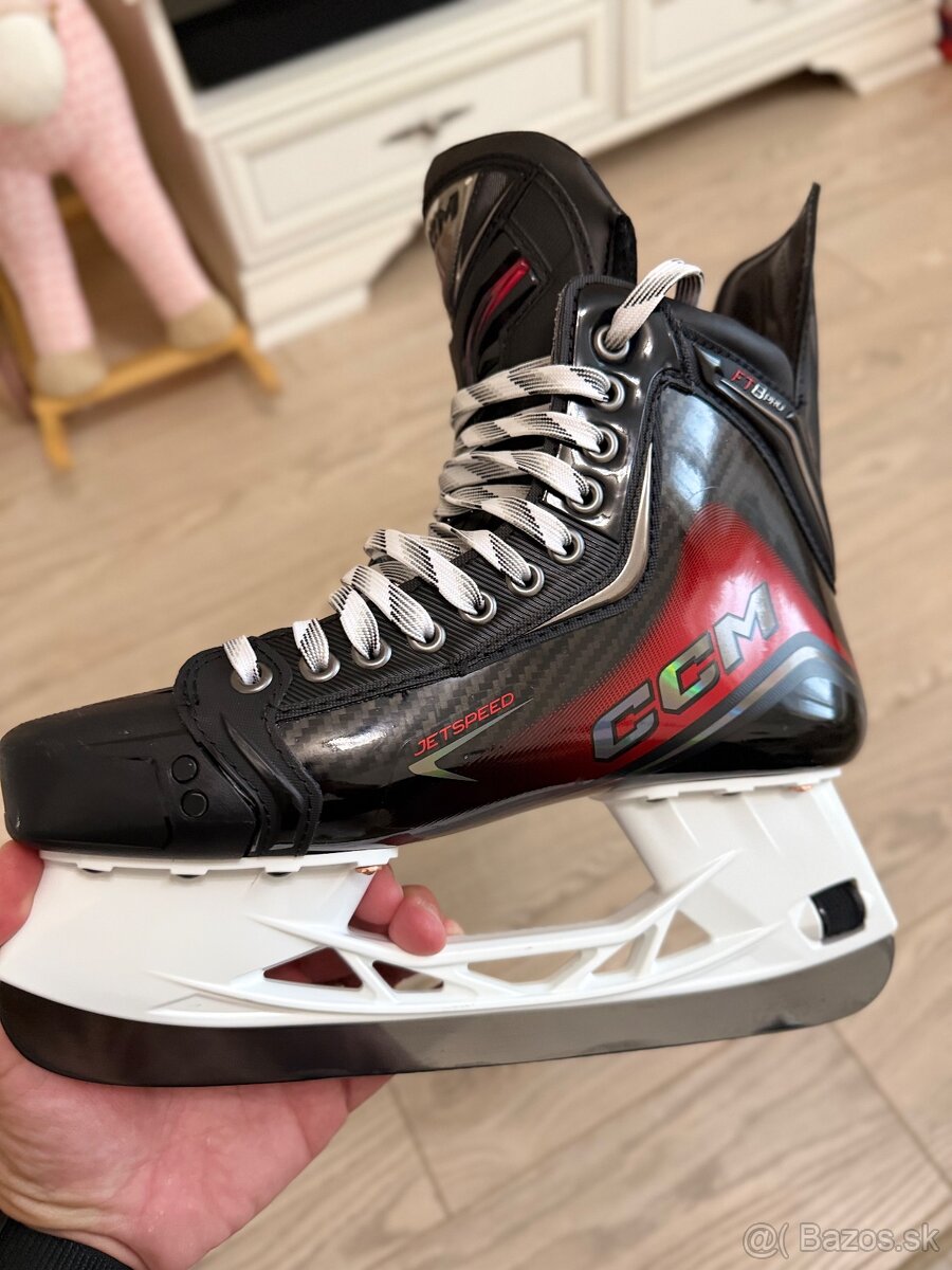 NOVÉ CCM FT8 PRO - 3