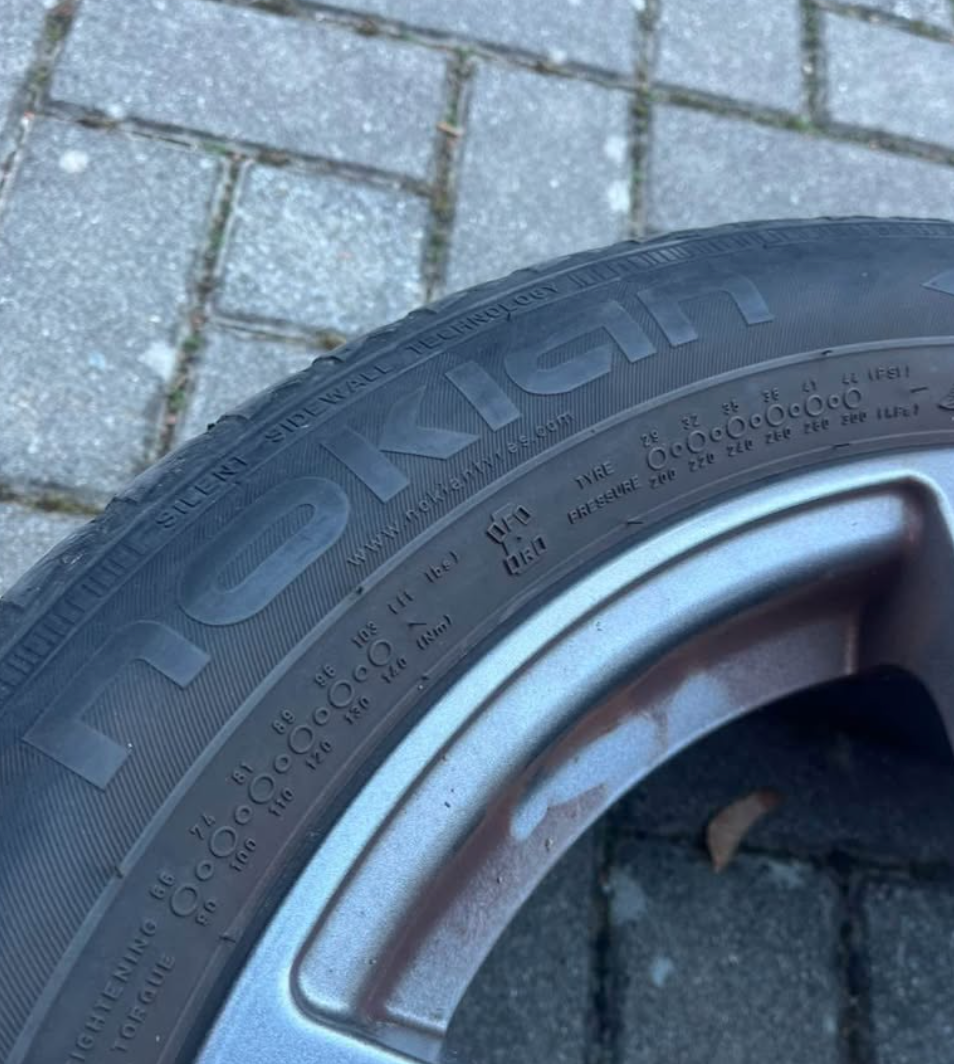 Disky Dezent + Nokian 205P55 R16 na dojazdenie - 3