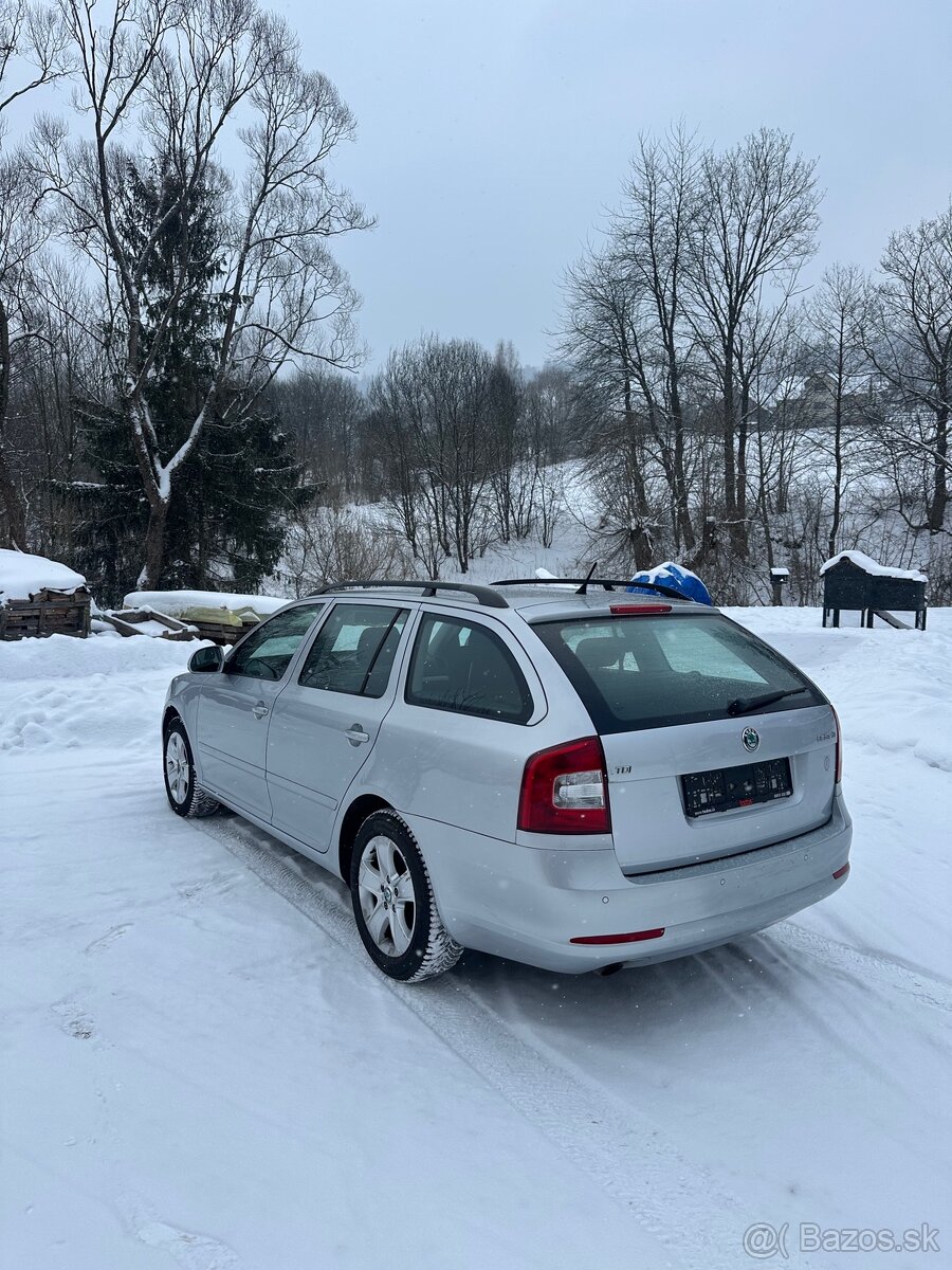 Škoda Octavia 2 1.6 TDi 77kw - 3