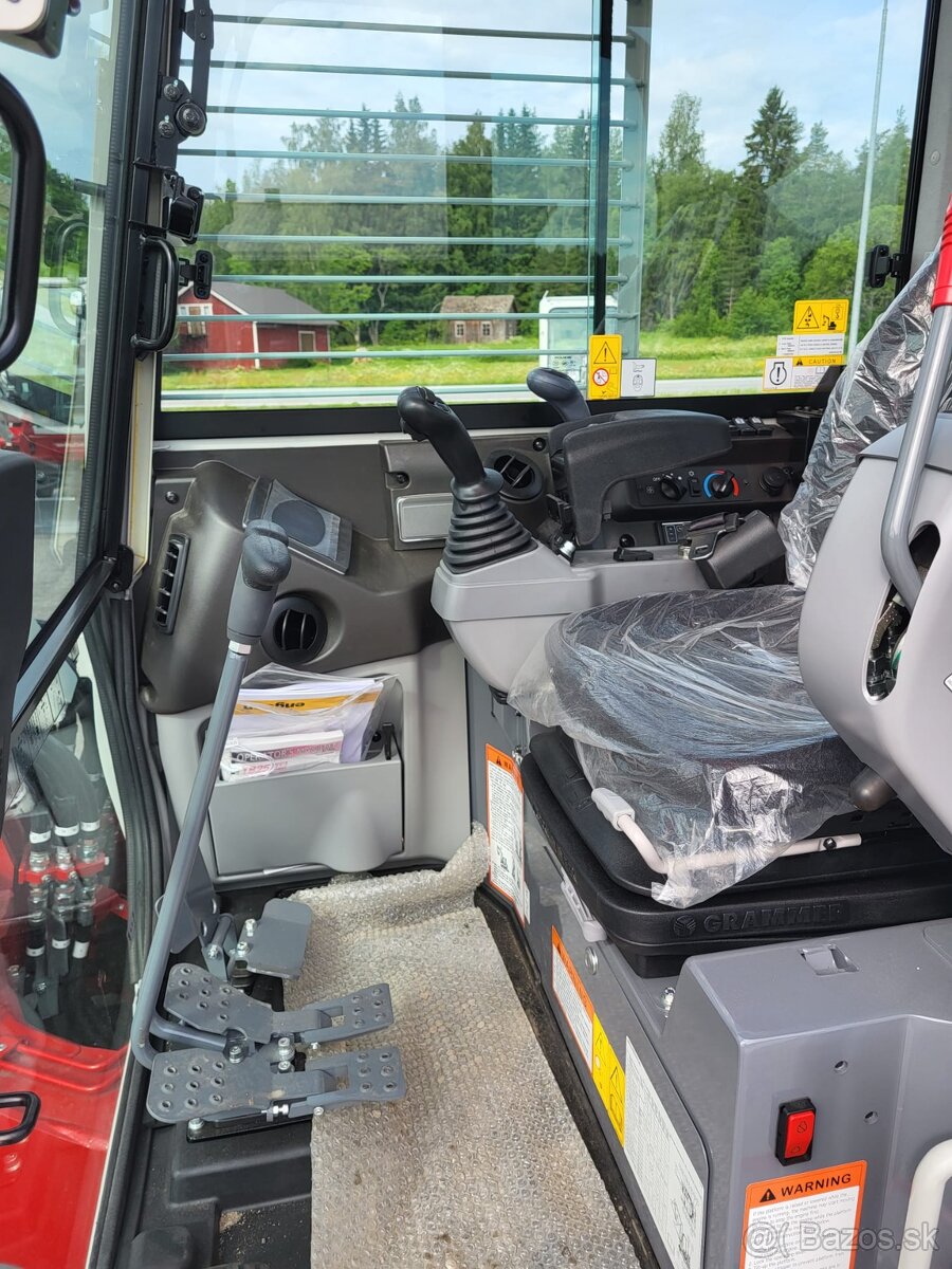 Takeuchi TB 257 FR - 3