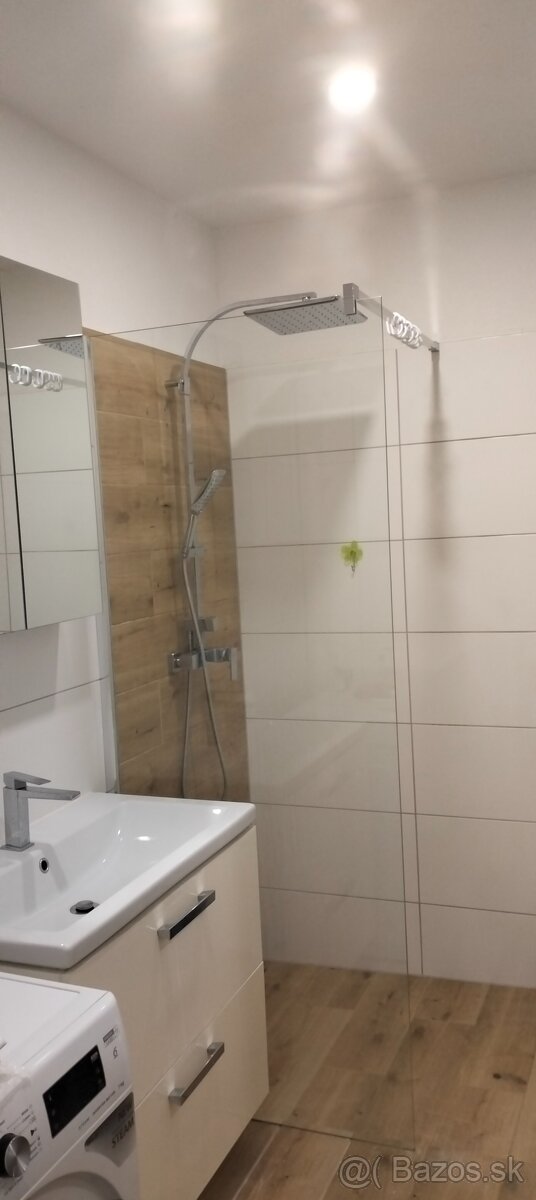 Byt na prenajom L.Hradok - 3