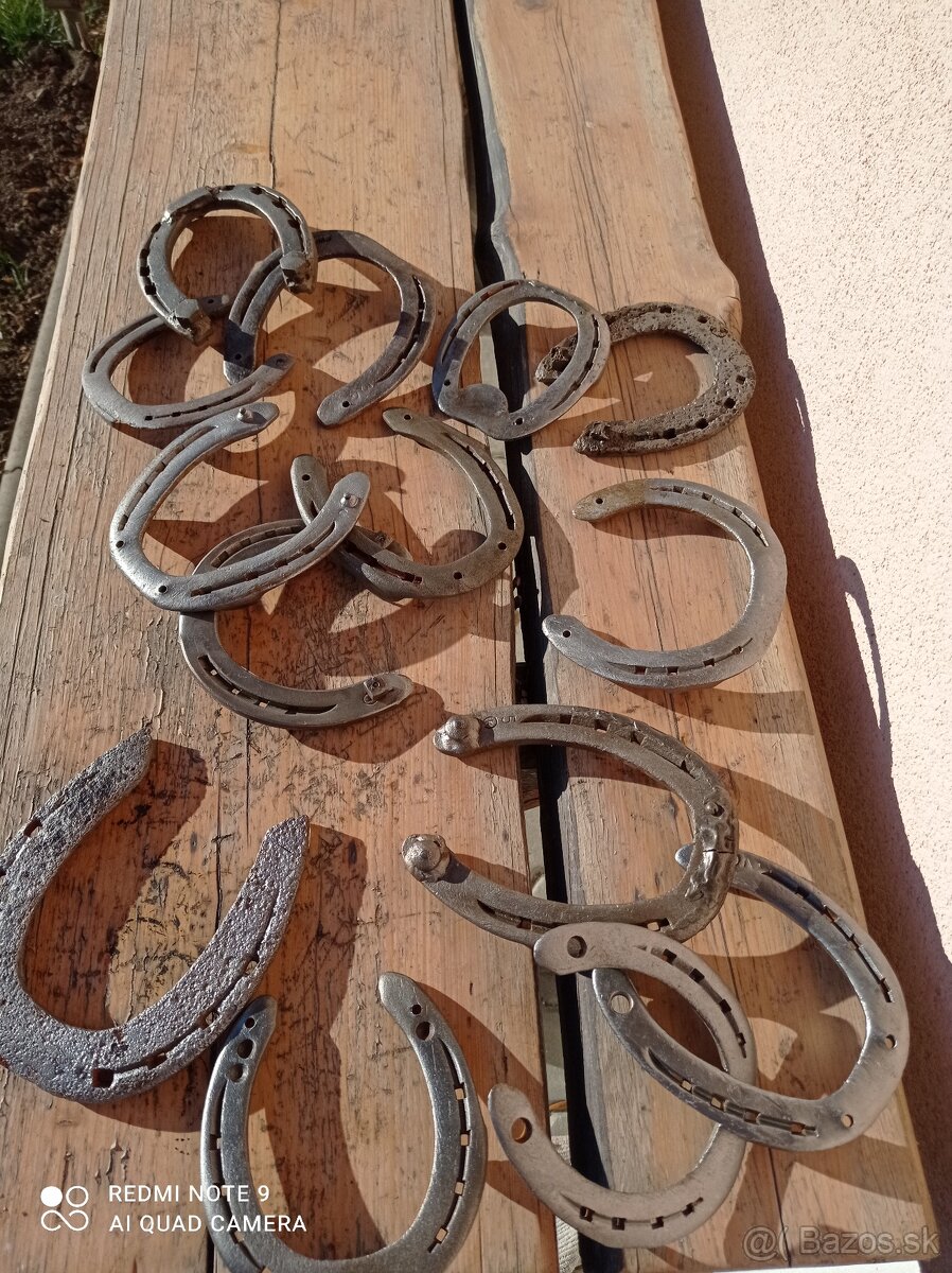 Starozitne kovane konske podkovy - 3