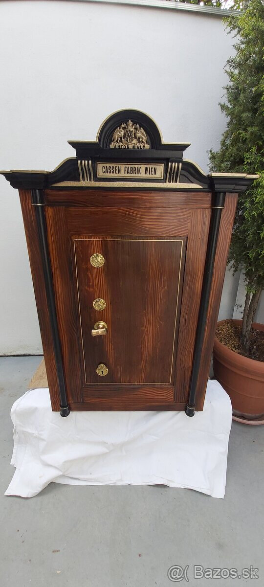 Trezor rv 1980 Perfektní stav. - 3