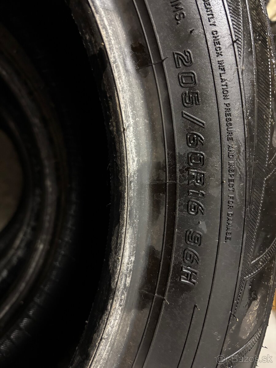 Predám zimné pneumatiky Falken Eurowinter HS01 205/55 R16 - 3