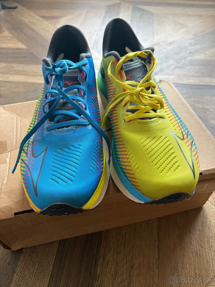 Pánske bežecké topánky Mizuno Wave Rebellion Pro - 3