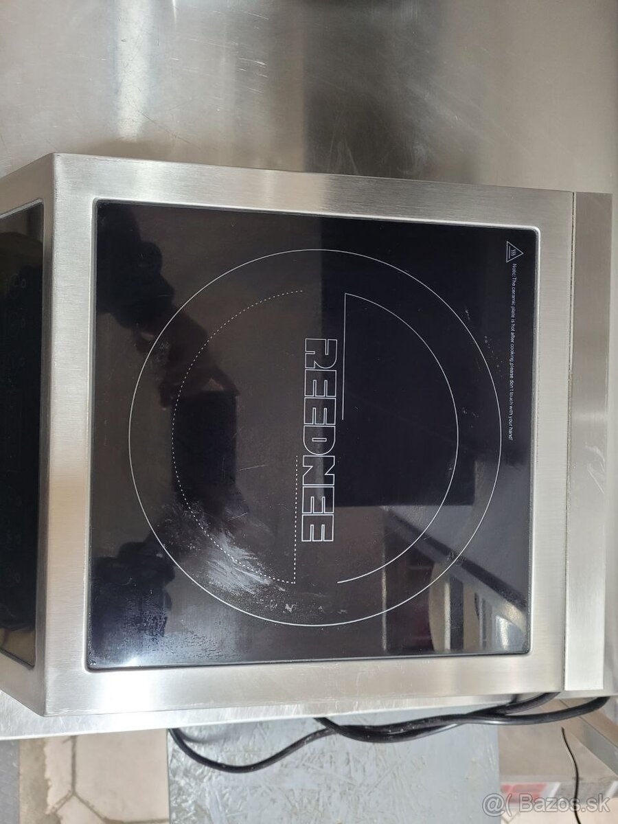 Indukčný varič REEDNEE AMCD108 - 3