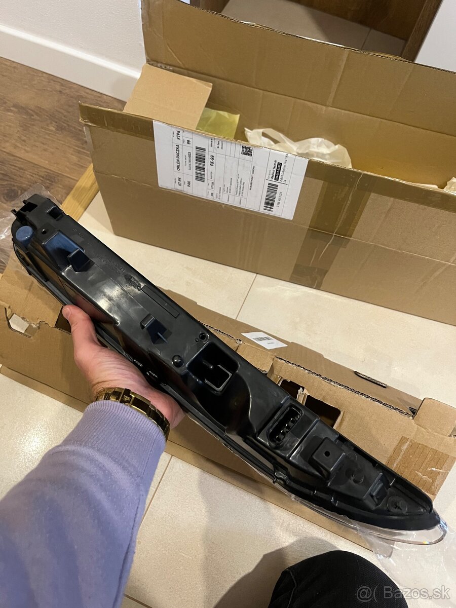 Cayenne Porsche led smerovka parkovacka drl - 3