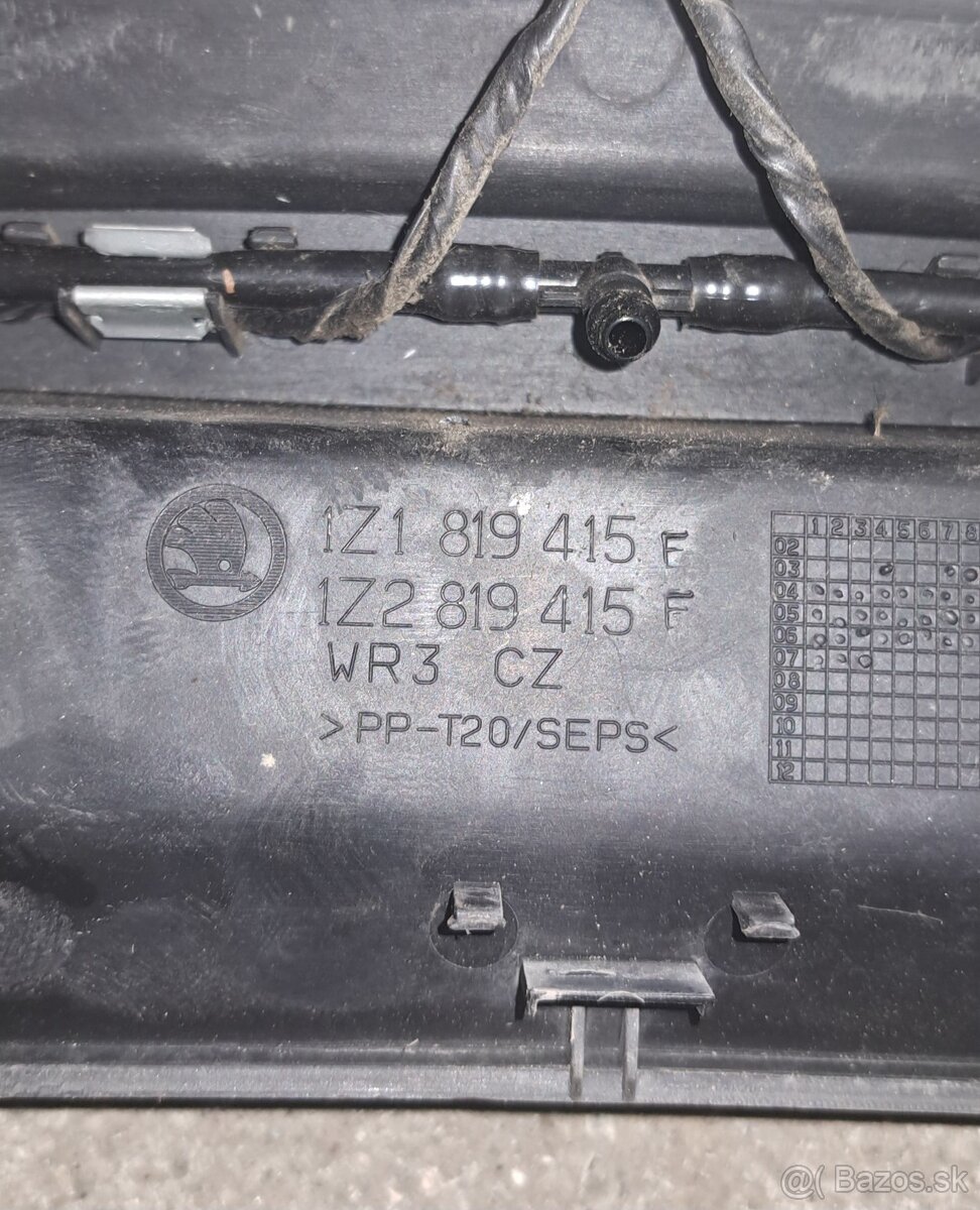 Predám torpedo čelného skla na Octavia2 - 3