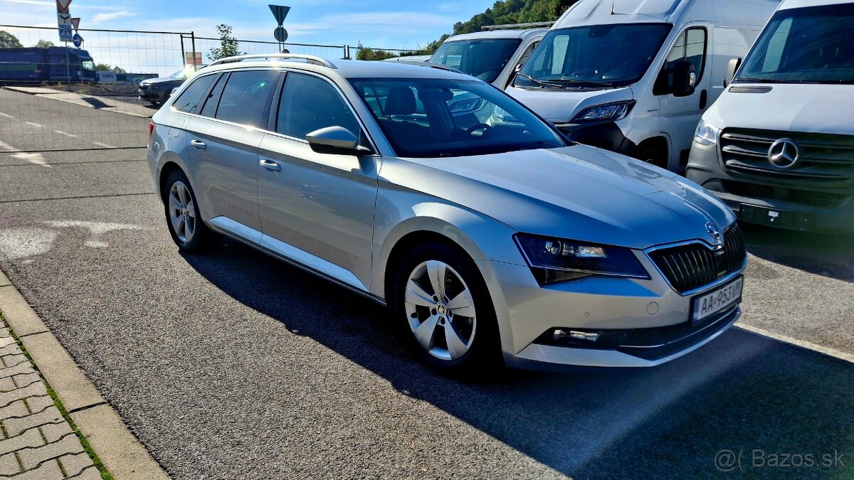 Škoda Superb Combi 2.0 TDI Ambition DSG - 3