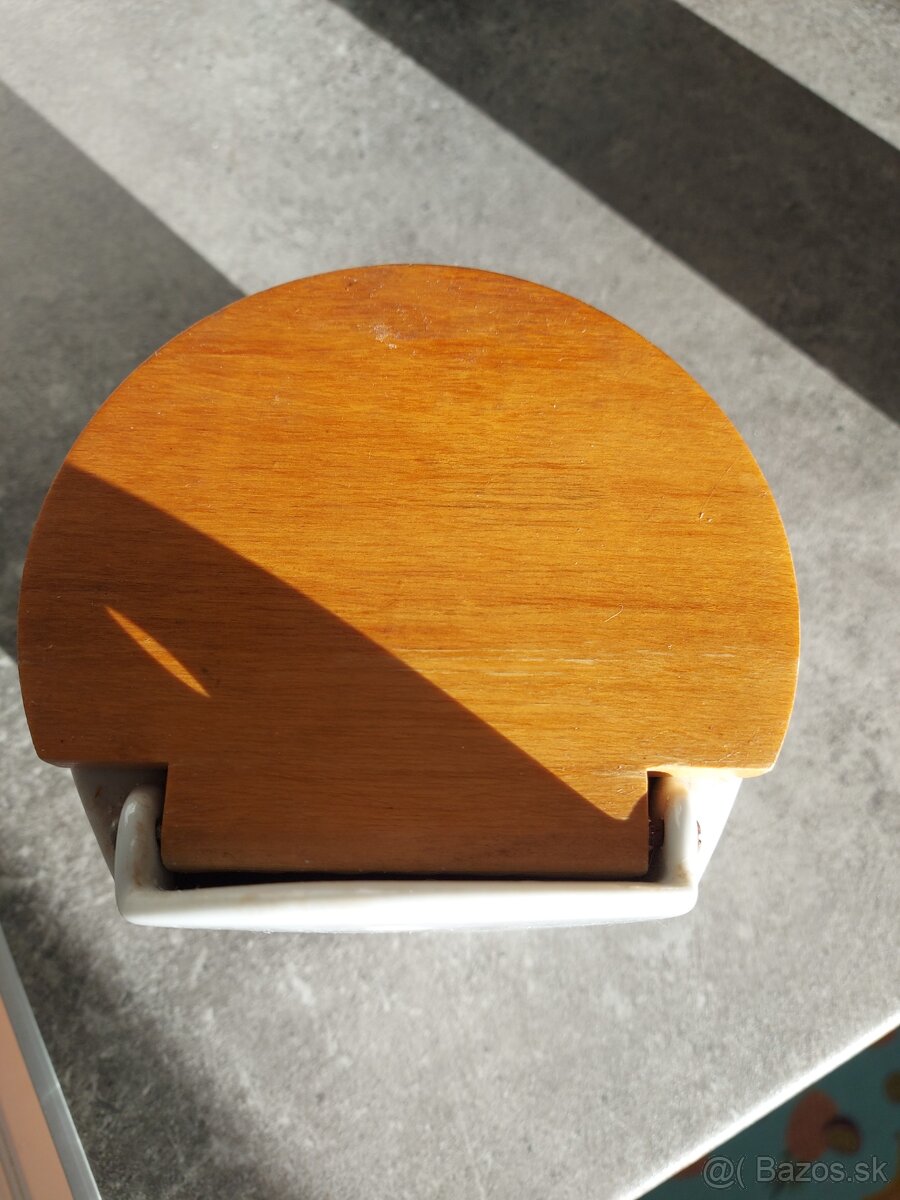 Soľnička Retro - 3