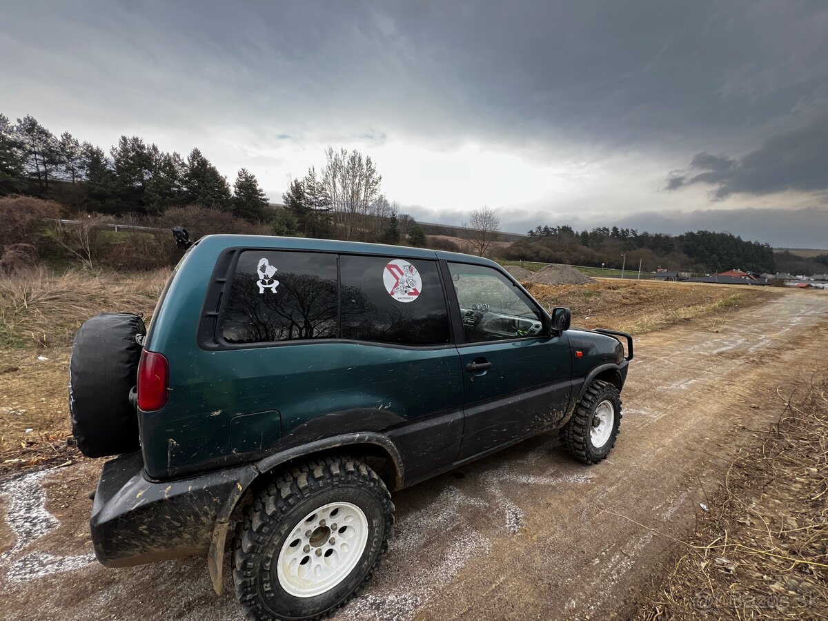 Nissan terrano 2 2.7td