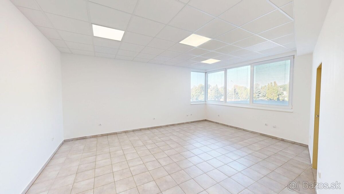 PINK Reality Prenájom kancelárie Šaľa - Hlavná ulica - 3