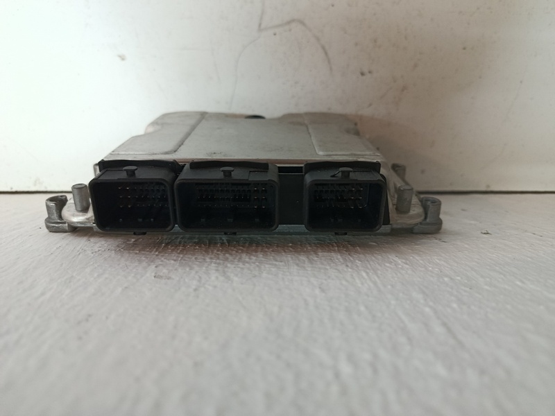 Riadiaca jednotka motora Citroen C5 2.0 HDi 0281011340 80€ - 3