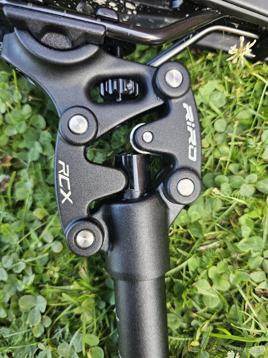 Odpružená sedlovka + sedlo - 3