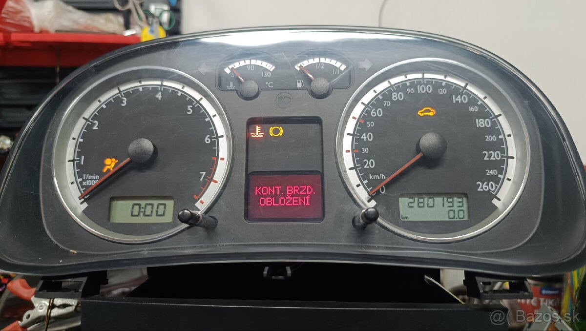 Vw golf 4 bora sportchrome budiky benzin - 3