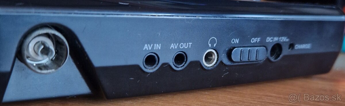 Prenosný LCD televízor HYUNDAI (9") - 3