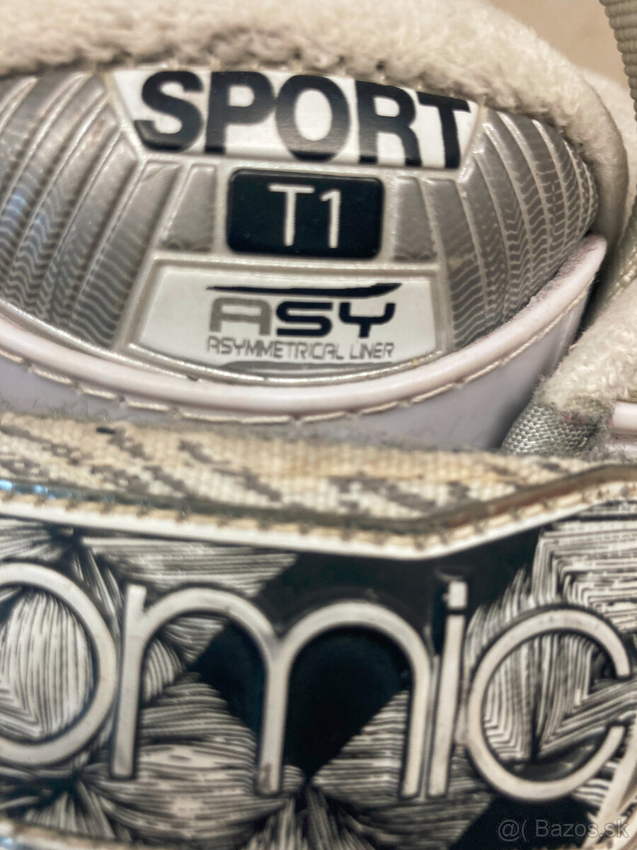 Lyžiarky Atomic - 3