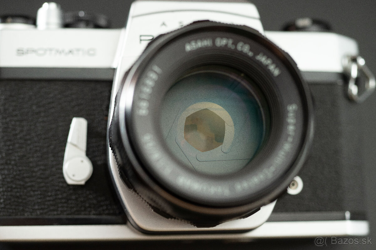 Pentax Spotmatic SP + Super Takumar 55/1.8 - 3