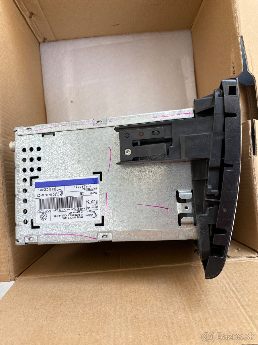 Predám radio do autá Fiat Brava - 3