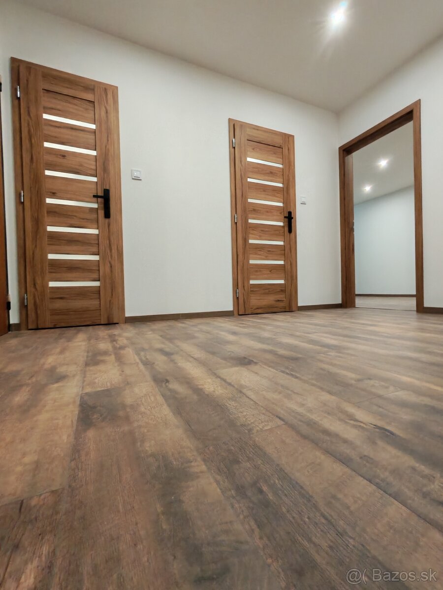 Prenájom - 3 izbový byt s balkónom - 3