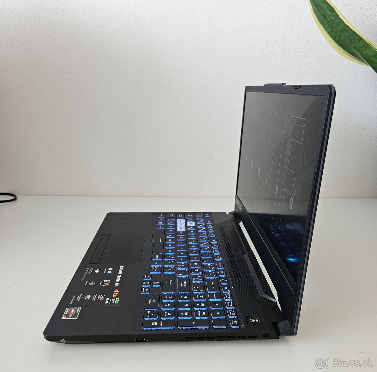 Herný notebook Asus Ryzen 5 RTX 3050 DDR5 16 GB 144 hz 15"6 - 3