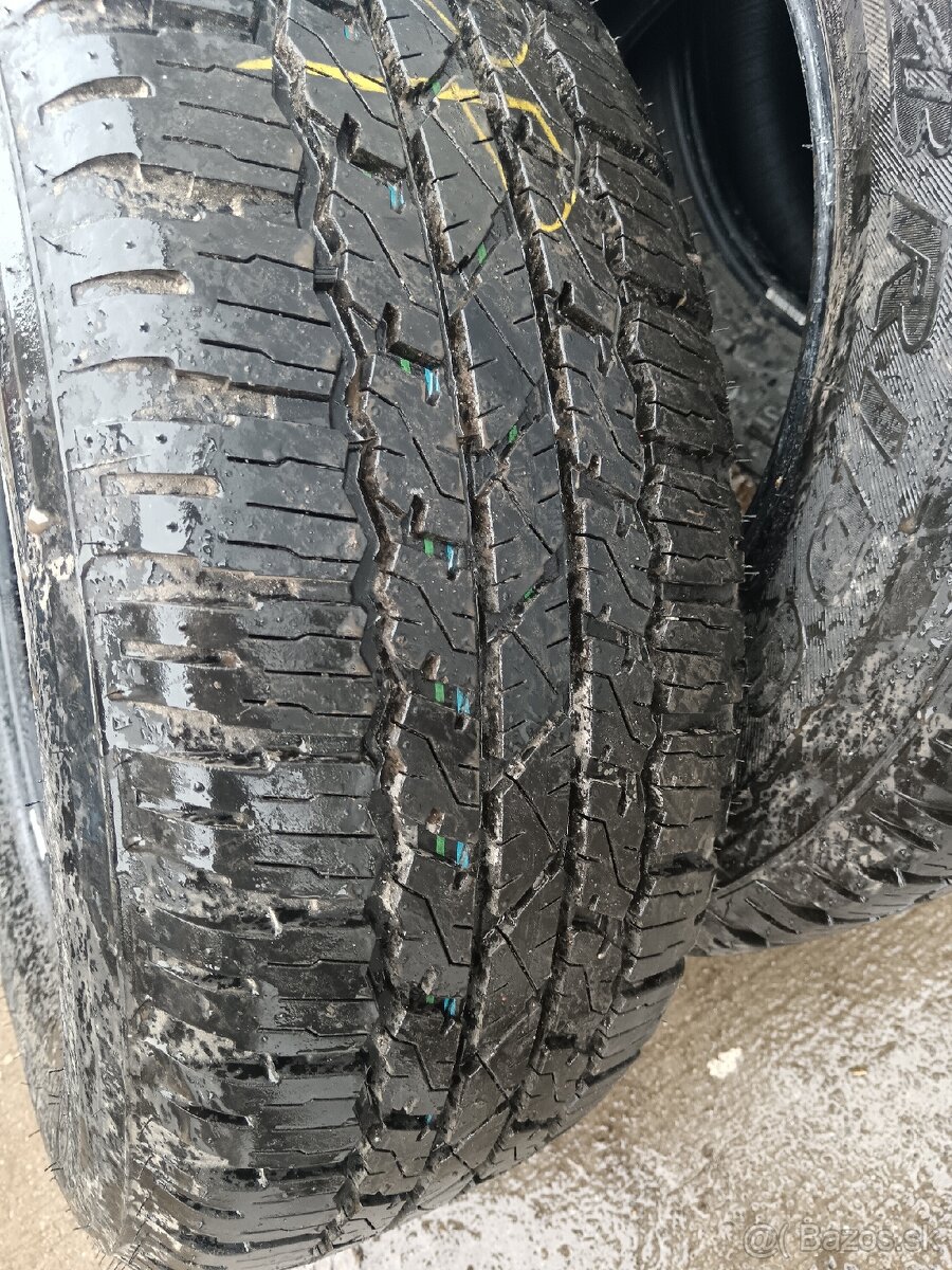 Gumy brigestone 265/65r17 - 3