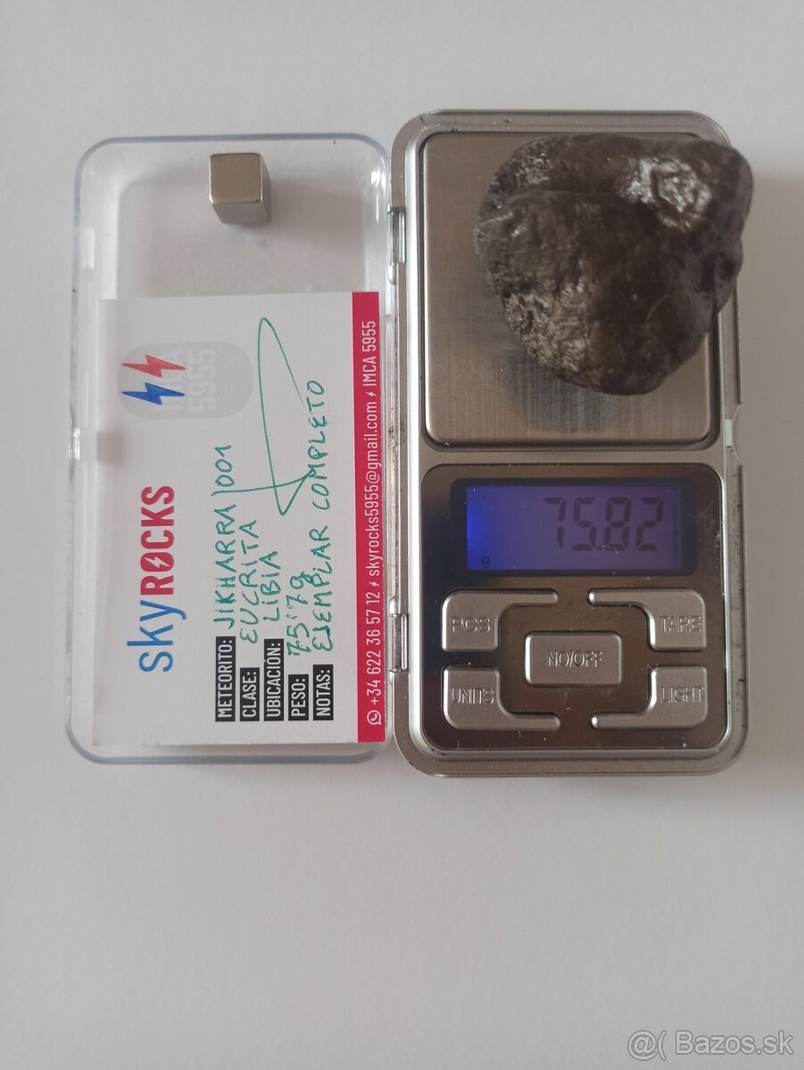 Meteorit - eukrit z asteroidu 4 Vesta- 75,7 g - 3