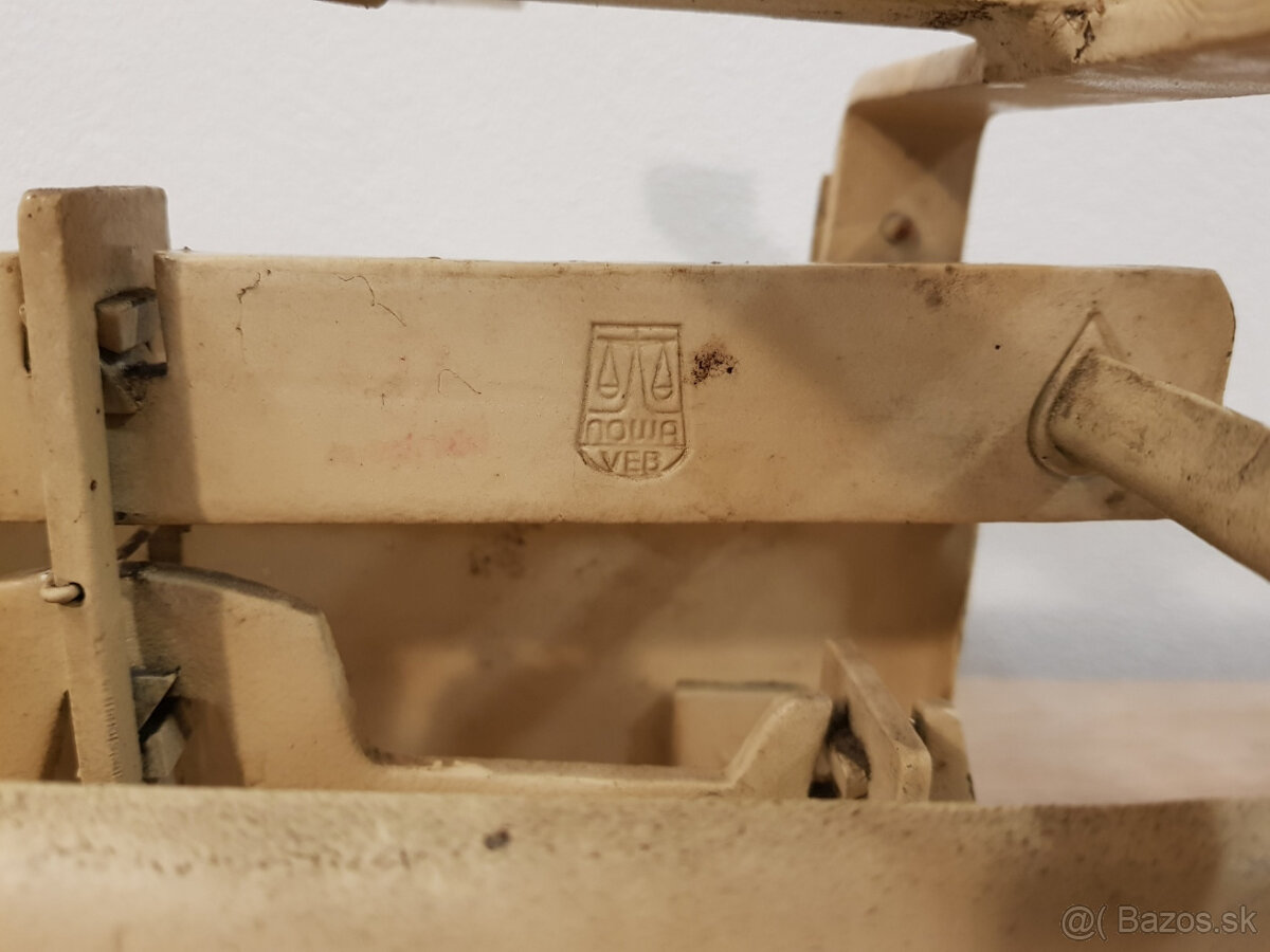 Predám starožitné váhy NOVA VEB - 3