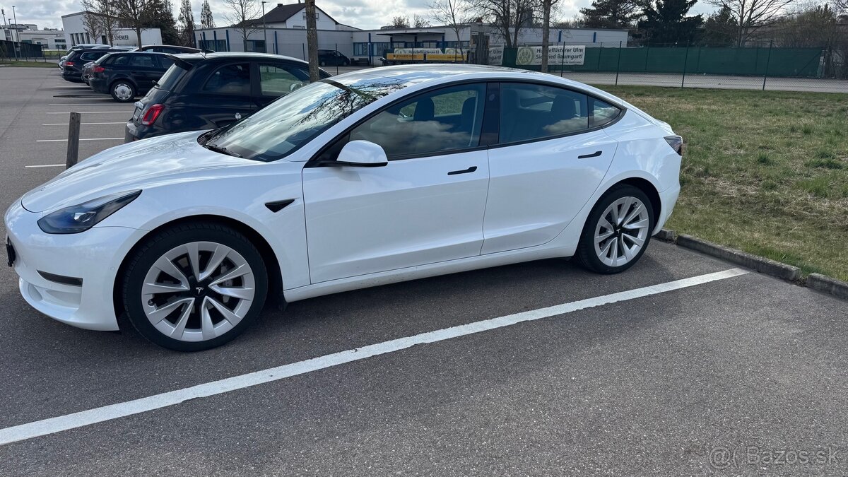 Tesla 3 LR 2022 AMD 69TKM - 3