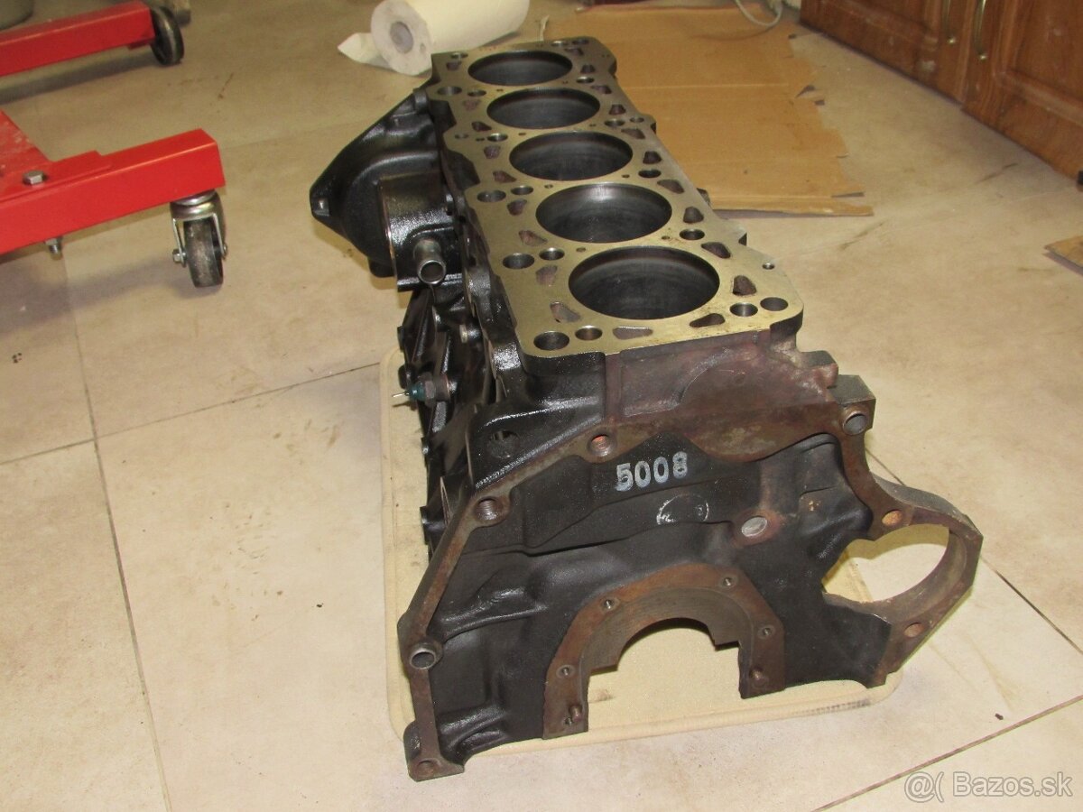 VW T4 2.5 TDi blok motora - 3