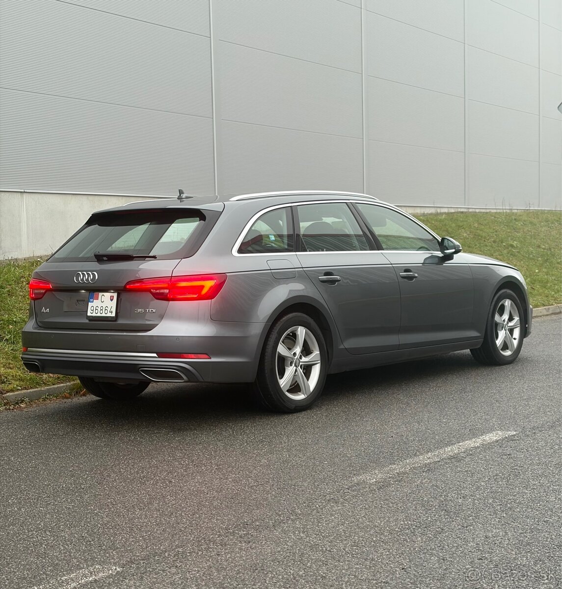 AUDI A4 35 TDI 2019 138xxxkm UŽ PRIHLÁSENÉ - 3