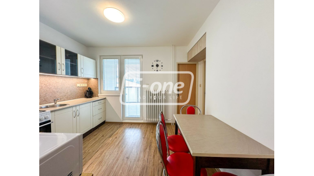 Prenájom | 2-izbový byt po rekonštrukcii s balkónom, Martin - 3