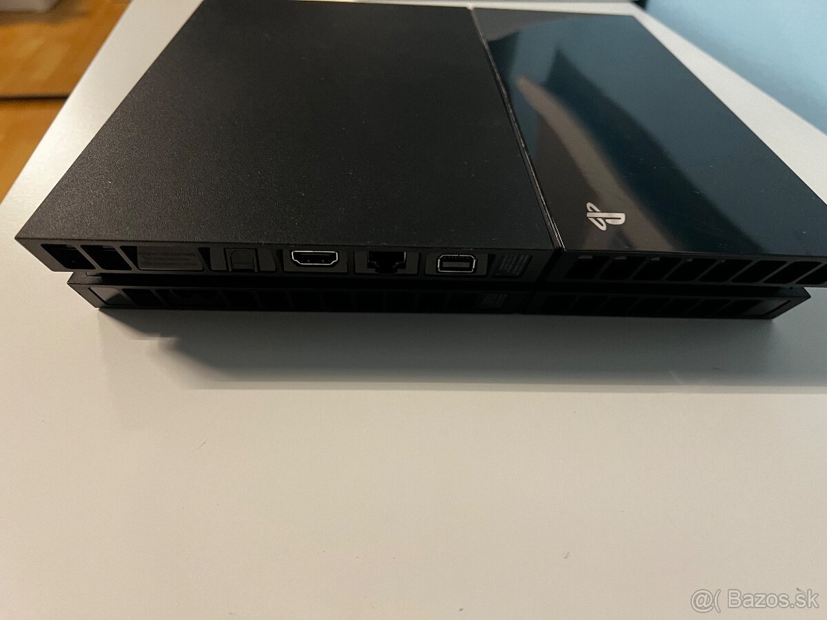 Playstation 4 500GB + hry - 3