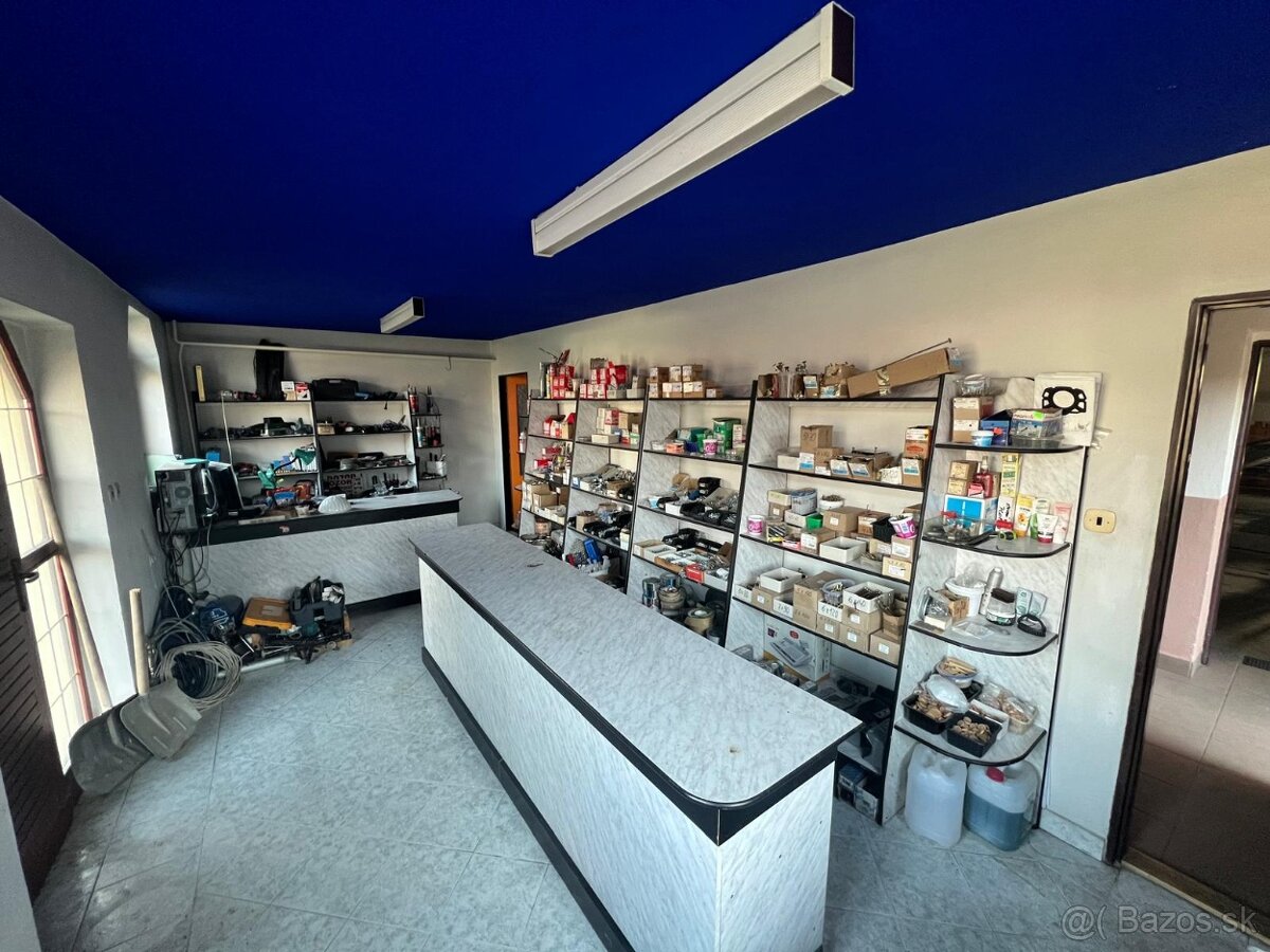 Firemný areál v priemyselnej zóne (1 329 m²) – komplet vybav - 3