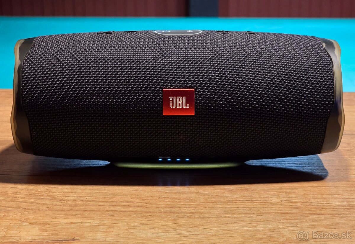 Predam JBL charge 4 - 3