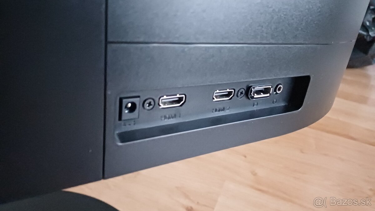 27" AOC U27V4EA 4K monitor - plne funkčný - 3