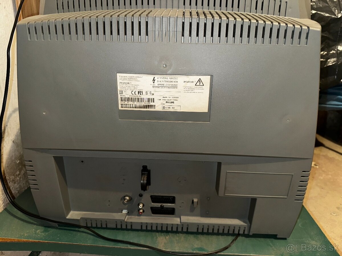 Philips plnefunkčná krabicová TV - 3