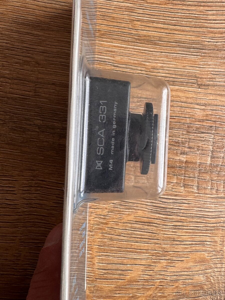 Bleskový adaptér Metz SCA 331 (systém SCA 300). - 3