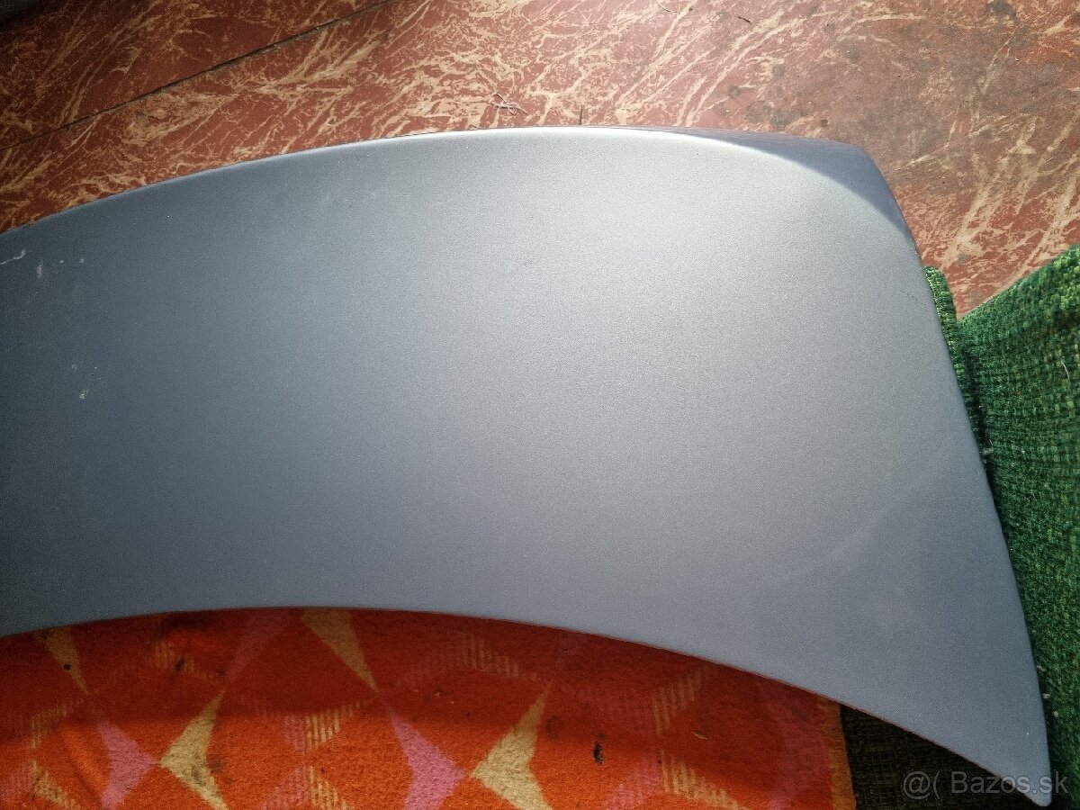 BMW E90 lci kufor. - 3