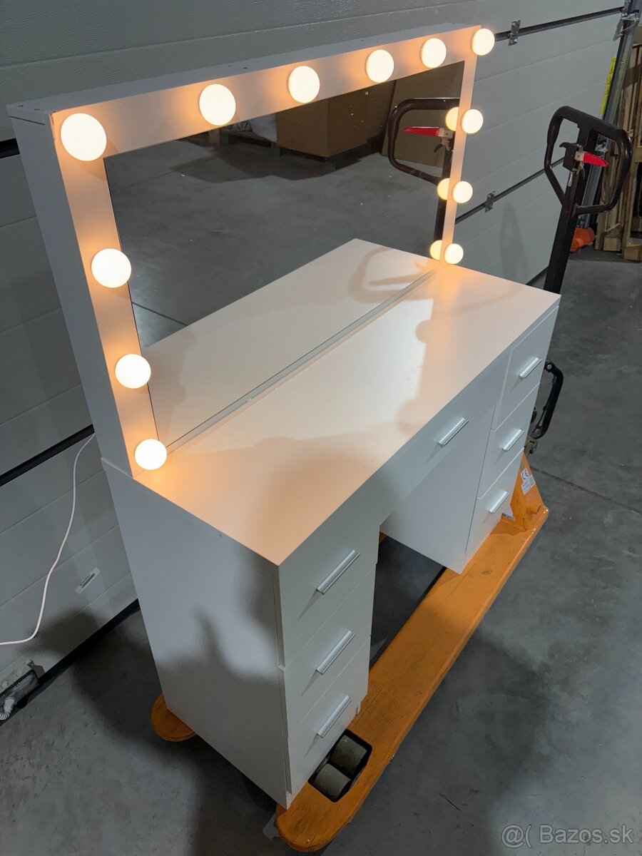 Toaletný stolík Hollywood s LED osvetlením - 3